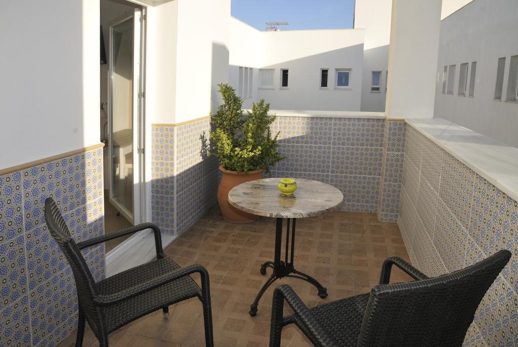 Hostal Tarifa -Recepcion Abierta Las 24H- Exterior foto